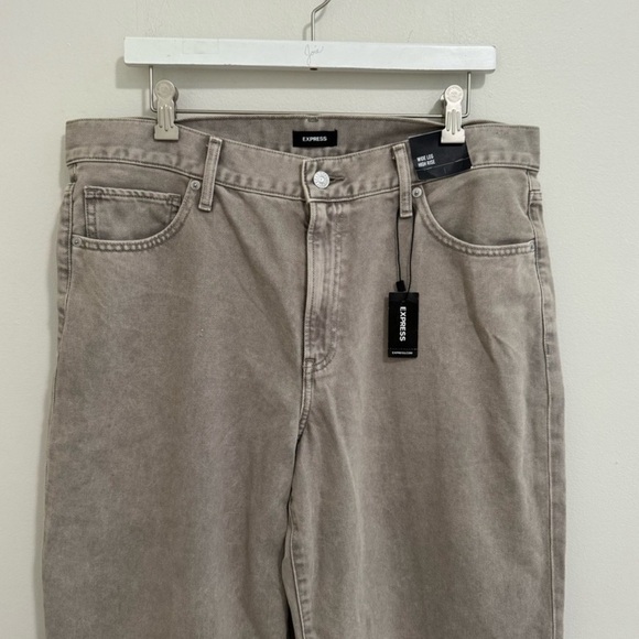 Express NWT High Rise Wide Leg Jeans - Picture 5 of 6